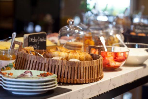 Restaurant Hotel Merlet Schoorl Bagian luar foto