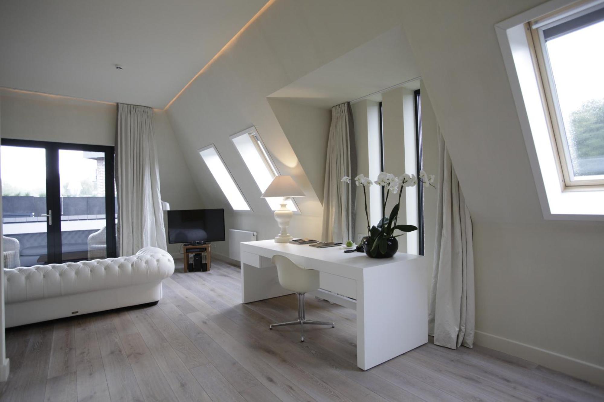 Restaurant Hotel Merlet Schoorl Bagian luar foto