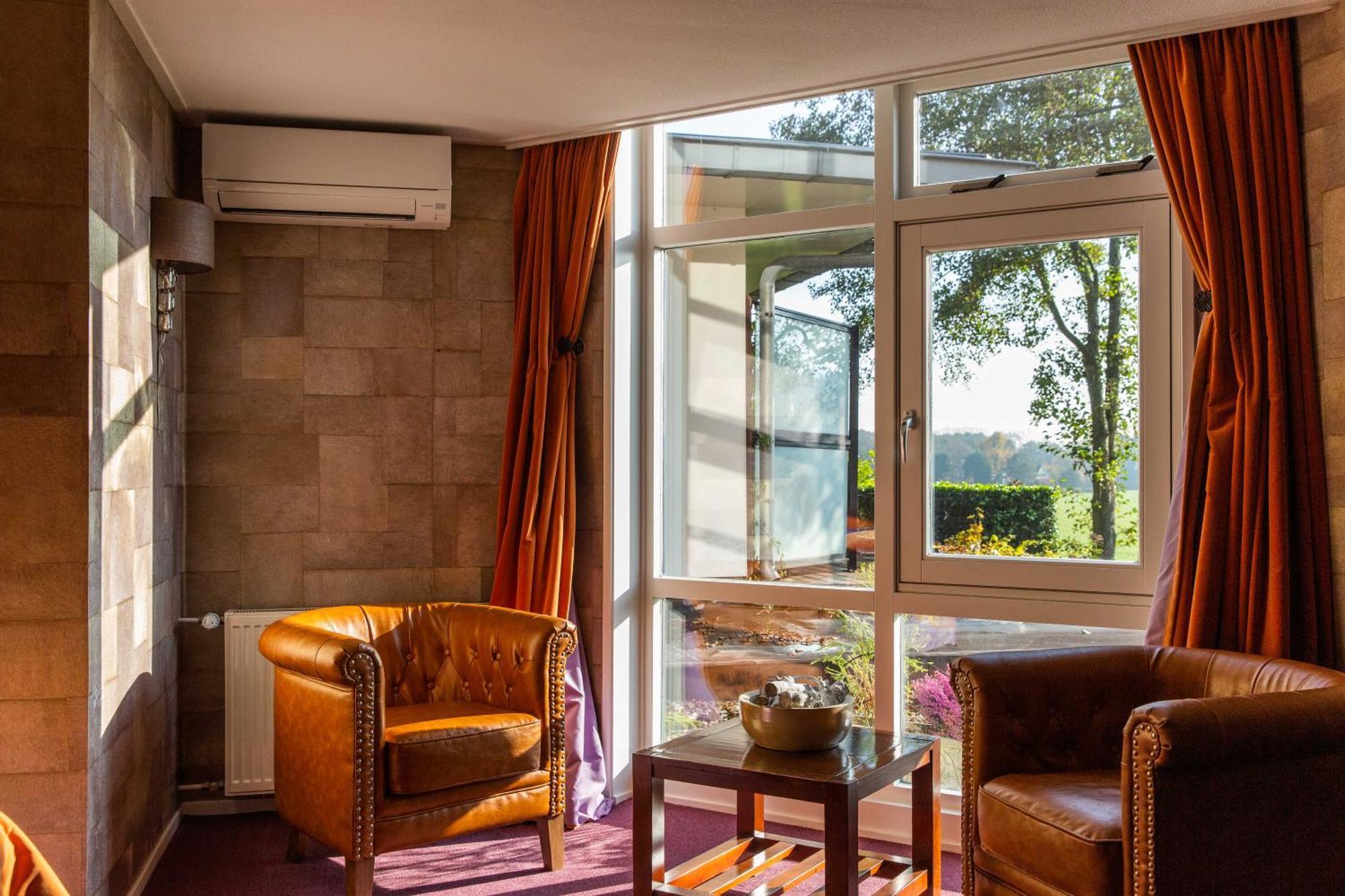 Restaurant Hotel Merlet Schoorl Bagian luar foto